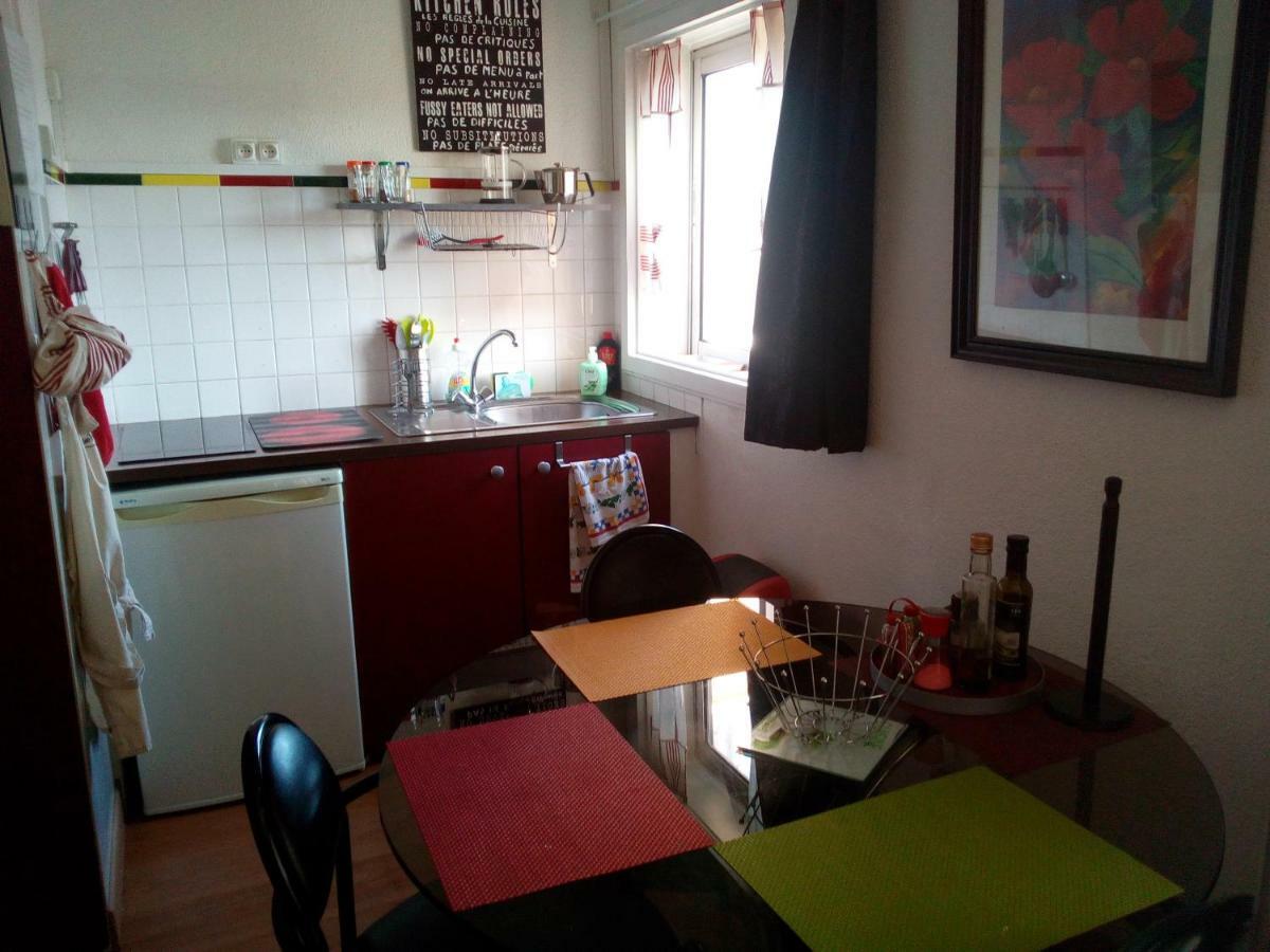 Charmant Appartement カルカソンヌ エクステリア 写真